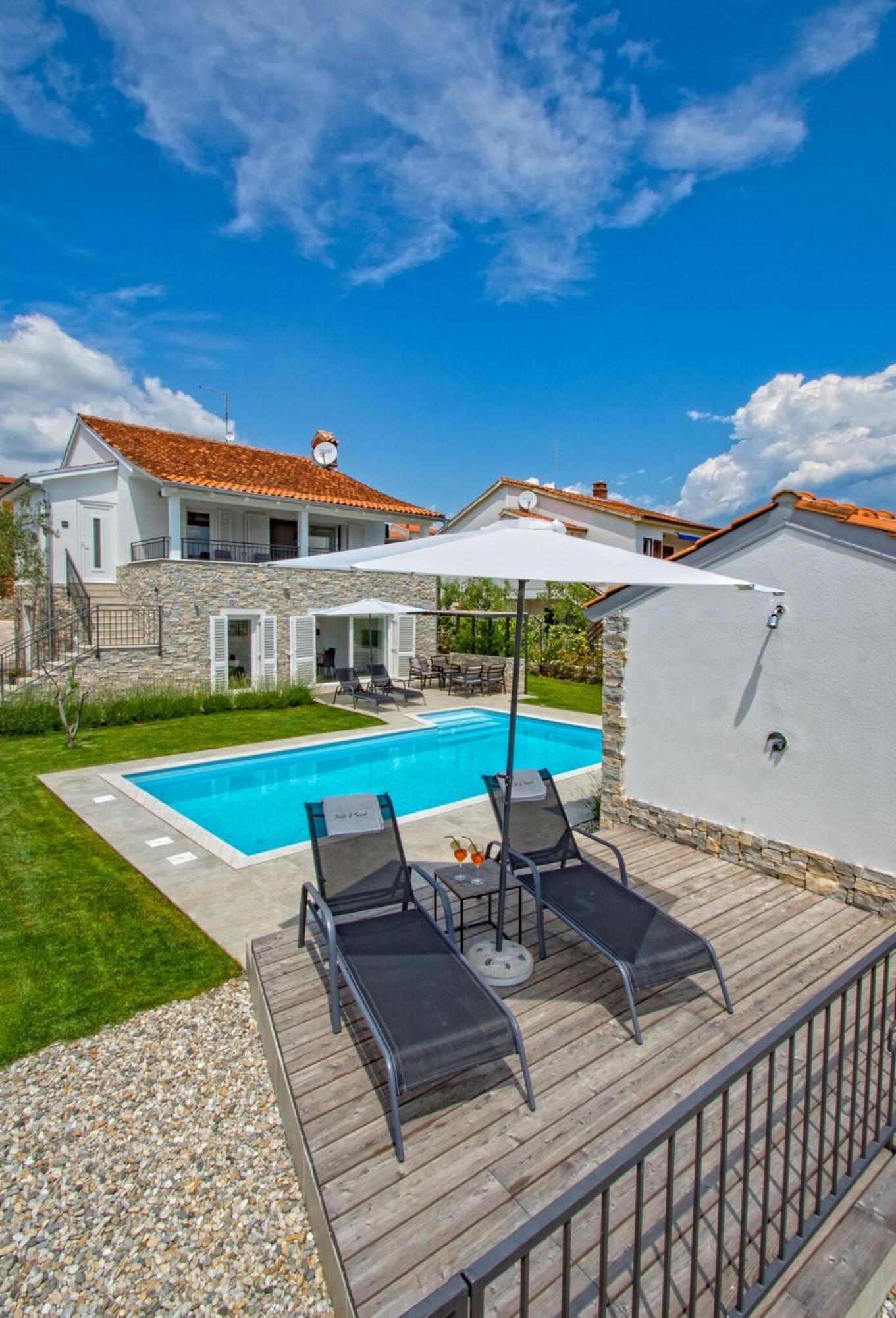Kornić Salt & Sand Villa מראה חיצוני תמונה