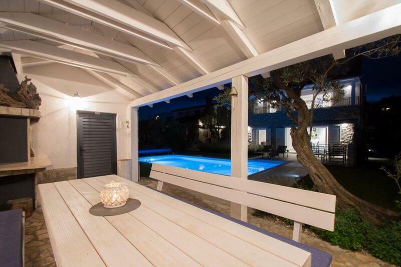 Kornić Salt & Sand Villa מראה חיצוני תמונה